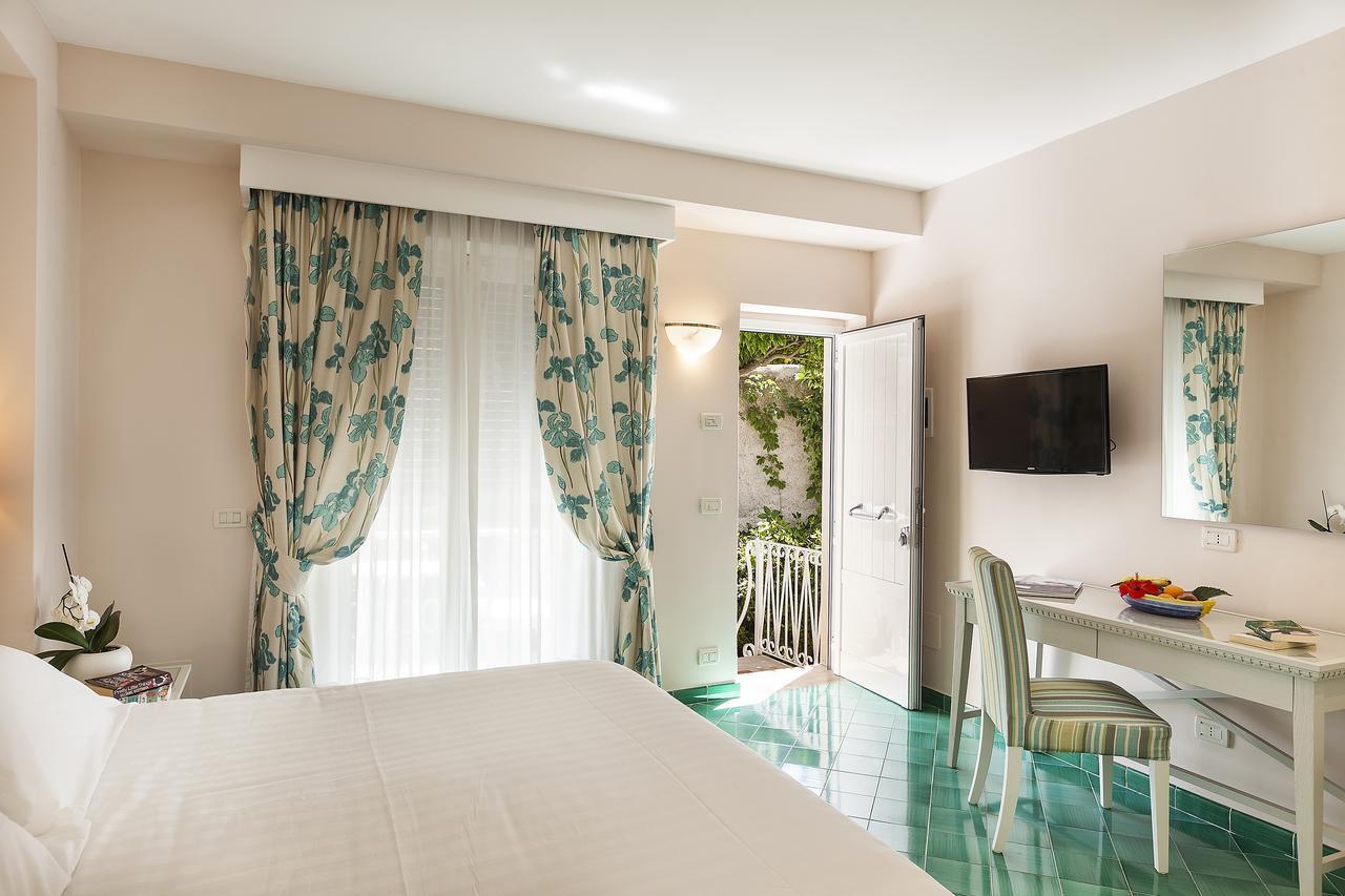 Hotel Continental Ischia Luaran gambar